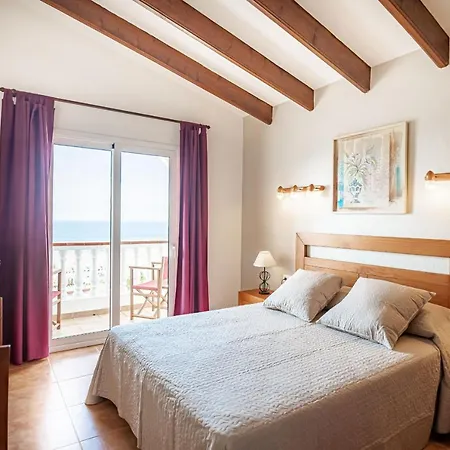 Proa Villa *